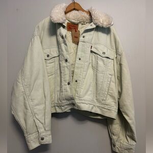 NWT LEVI’s EX-BOYFRIEND CORDUROY SHERPA TRUCKER JACKET SIZE XL Meadow Mist Green
